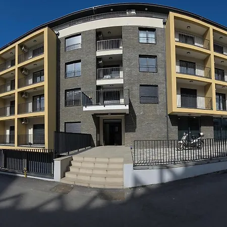 A20 & Free Parking Vrnjci