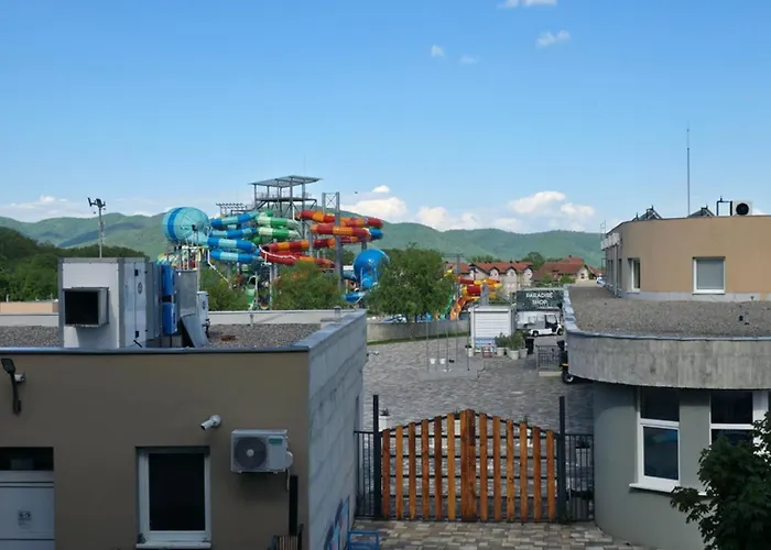 A20 & Free Parking *