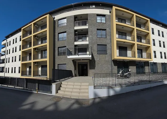 A20 & Free Parking Vrnjci