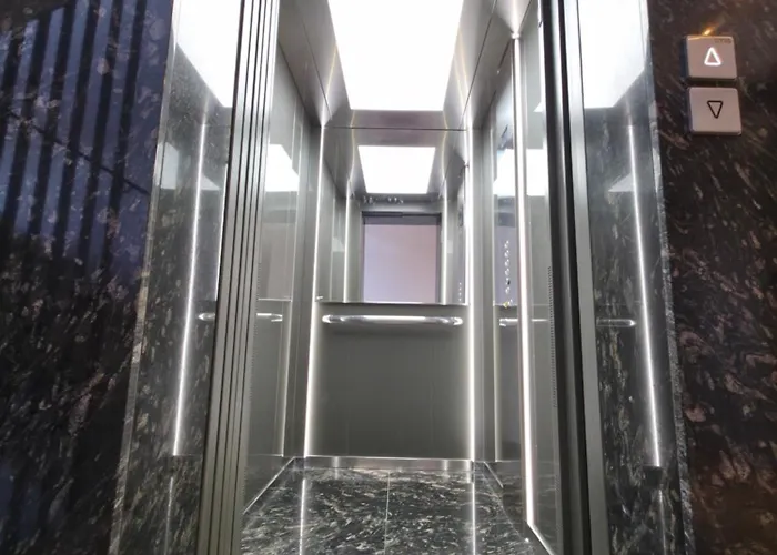 A20 & Free Parking *